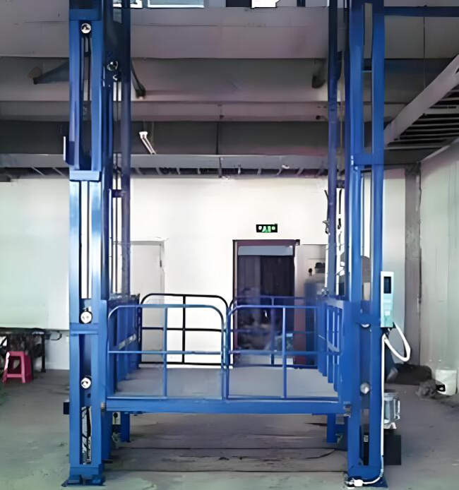 汝南导轨式升降货梯
